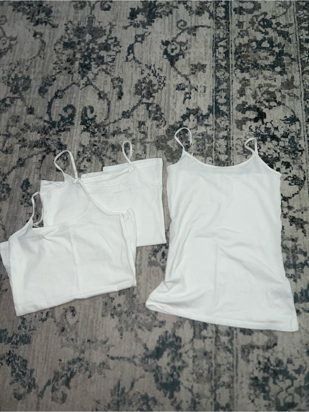 3 White Tanks